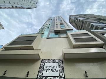 Apto mobiliado e decorado a 300m do Mar