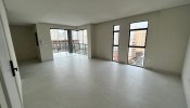 Apartamento Novo na Meia Praia