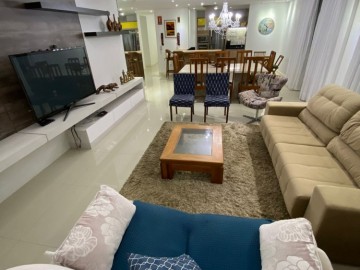 Cobertura com terrao em Bombinhas