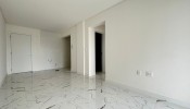 Apartamento novo com 02 dormitrios