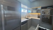 Apartamento com 1 sute + 2 demis na Meia Praia