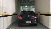 Apartamento com 1 sute + 2 demis na Meia Praia