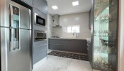 Lindo apartamento mobiliado na Meia Praia
