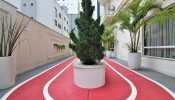 Lindo apartamento mobiliado na Meia Praia