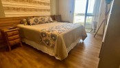 Apartamento mobiliado na quadra-mar e frente Aveni