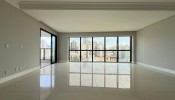Apartamento novo na Av. Nereu Ramos