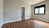 Apartamento novo na Av. Nereu Ramos