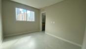 Apartamento novo com 2 sutes