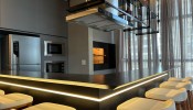 Apartamento na Meia Praia com 3 sutes