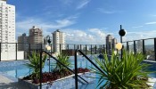 Apartamento na Meia Praia com 3 sutes