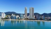 Apto em construo no Canto da Praia