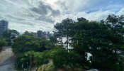 Casa de alto padro em condomnio residencial