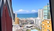 Apto na Meia Praia com moblia 