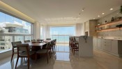 Lindo apartamento na Meia Praia