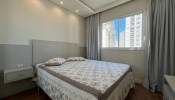 Apartamento mobiliado na Meia Praia