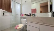 Apartamento mobiliado com trs sutes