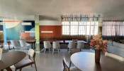 Apartamento mobiliado no corao da Meia Praia