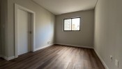 Apartamento novo na quadra-mar