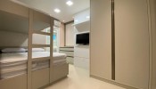 Apartamento mobiliado perto do mar