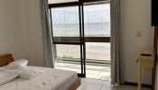 Apartamento Frente Mar, Meia Praia, 04 Dormitrios