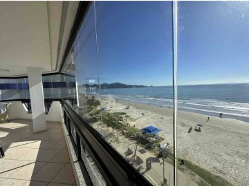 Apartamento Frente Mar 04 Dormit�rios, 02 vagas Me