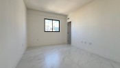 Apartamento novo no corao da Meia Praia
