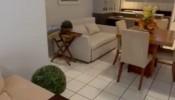 Apartamento quadra mar, 02 quartos, Meia Praia