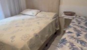Apartamento quadra mar, 02 quartos, Meia Praia