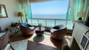 Apartamento Frente Mar 03 suites, 02 vagas, Meia P