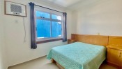 Apartamento quadra mar, 04 quartos, Meia Praia