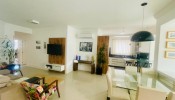 Apartamento Quadra mar, 03 suites, 02 vagas, Meia 