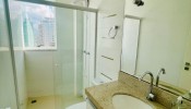 Apartamento Quadra mar 04 Suites, Meia Praia