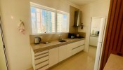 Apartamento Quadra mar 04 Suites, Meia Praia
