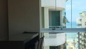 Apartamento quadra mar, 03 suites, Meia Praia