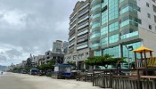Apartamento Frente Mar, 02 sutes, Meia Praia