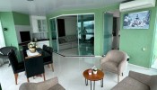 Apartamento Frente Mar 04 suites, Meia Praia