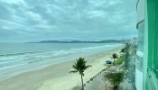 Apartamento Frente Mar 04 suites, Meia Praia