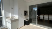 Apartamento mobiliado na Meia Praia