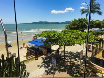 Apartamento Frente Mar 04 quartos, Meia Praia