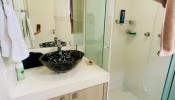 Apartamento 03 Suites, 02 vagas, Meia Praia