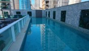 Apartamento com excelente localizao na Meia Prai