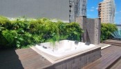 Apartamento com excelente localizao na Meia Prai