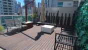 Apartamento com excelente localizao na Meia Prai