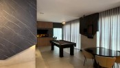 Apartamento com excelente localizao na Meia Prai