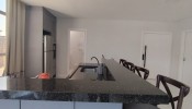 Apartamento com excelente localizao na Meia Prai
