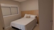 Apartamento mobiliado na Meia Praia