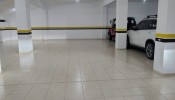 Apartamento com vista mar e 4 dormitrios 