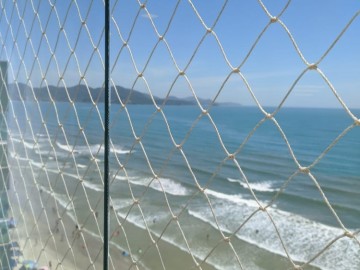 Apartamento Frente Mar 04 suites, 03 vagas, Meia P