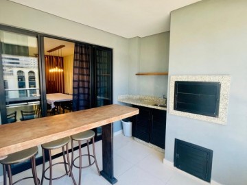 Apartarmento em Meia Praia, 03 suites, 02 vagas 