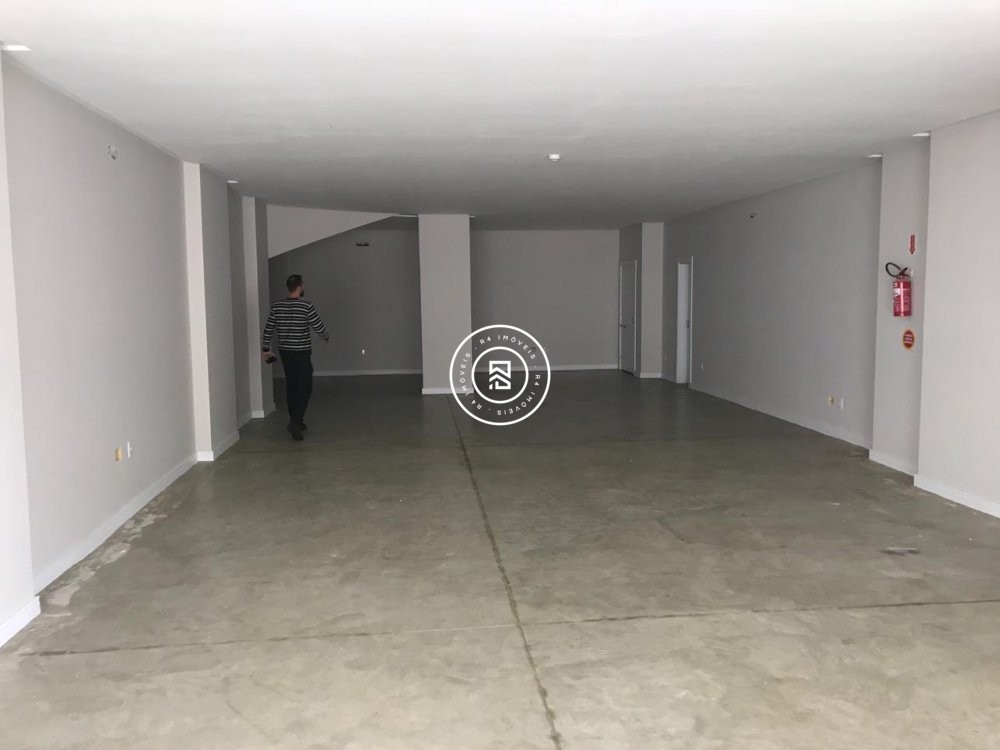 Sala Comercial Meia Praia 